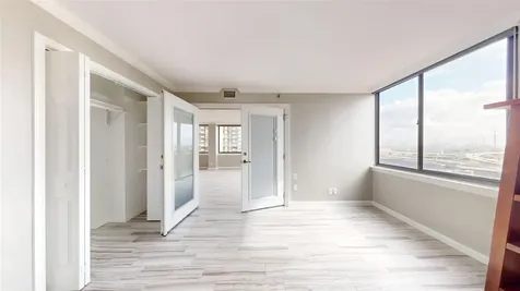 3525 Sage Road 1404 Houston TX 77056