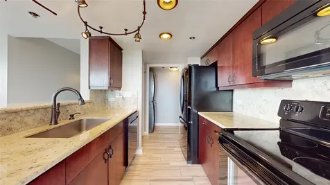 3525 Sage Road 1404 Houston TX 77056