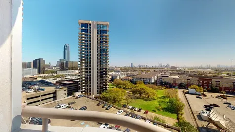 3525 Sage Road 1404 Houston TX 77056