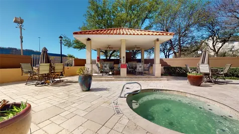 3525 Sage Road 1404 Houston TX 77056