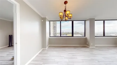 3525 Sage Road 1404 Houston TX 77056