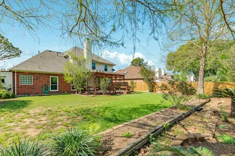 2601 Piney Woods Drive Pearland TX 77581