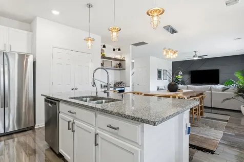 5127 Avondale Rise Street Katy TX 77493
