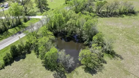 6 Ac Fm 3091 Madisonville TX 77864