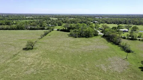 6 Ac Fm 3091 Madisonville TX 77864