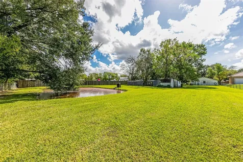 535 Pampa Street Pasadena TX 77504