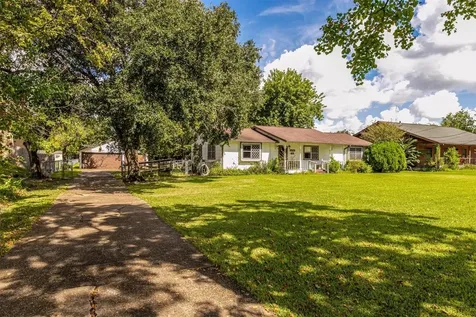 535 Pampa Street Pasadena TX 77504
