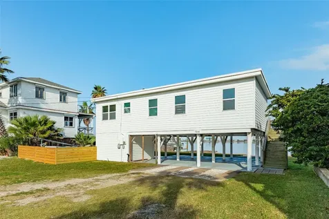 7204 Avenue N 1/2 Galveston TX 77551