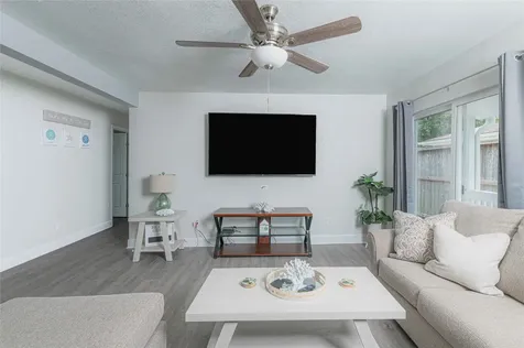 3314 Kleinmann Avenue Galveston TX 77551