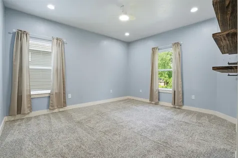 9319 Seeker Street Houston TX 77028