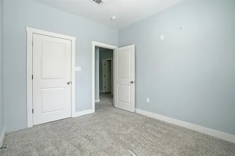 9319 Seeker Street Houston TX 77028