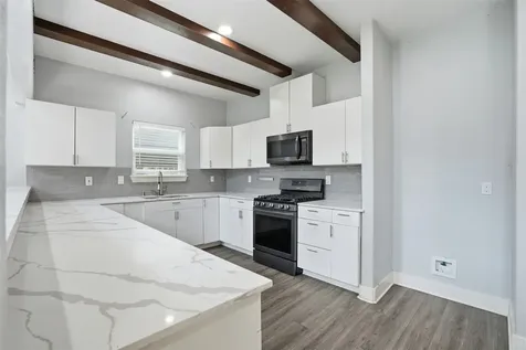 9319 Seeker Street Houston TX 77028