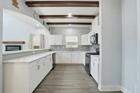 9319 Seeker Street Houston TX 77028