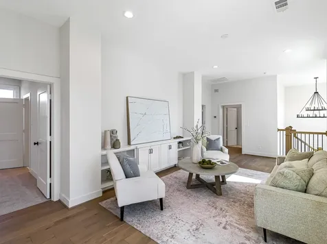 1207 Tabor Street Houston TX 77009