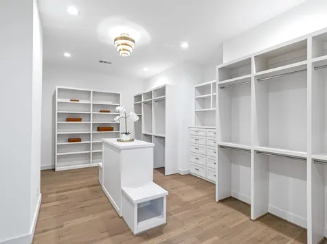 1207 Tabor Street Houston TX 77009