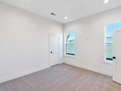 1207 Tabor Street Houston TX 77009