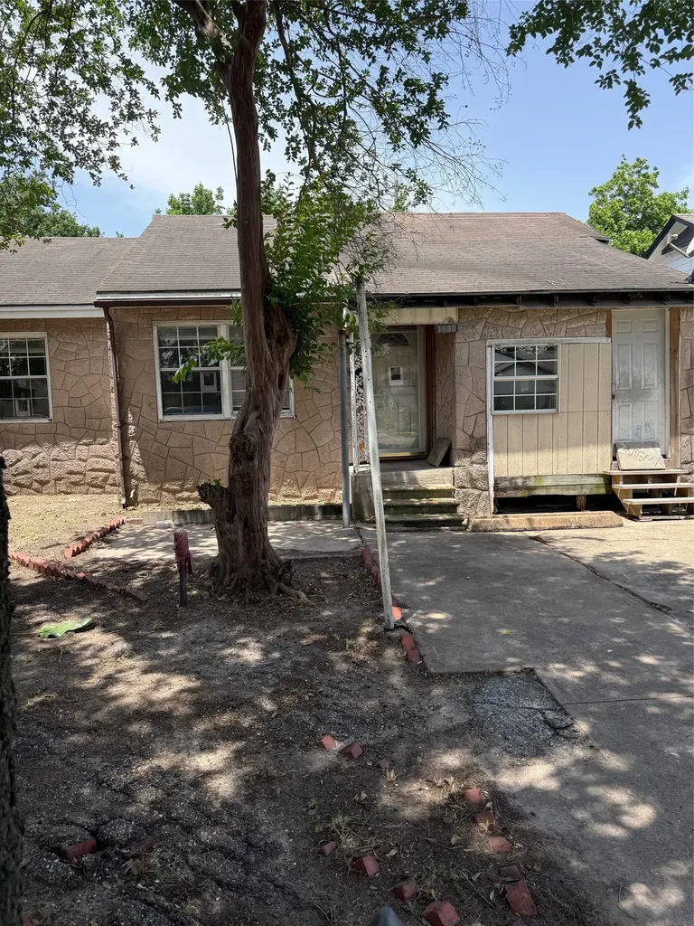 1130 Hoffman Street Houston TX 77020
