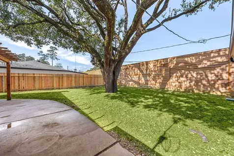 950 Del Norte Street Houston TX 77018