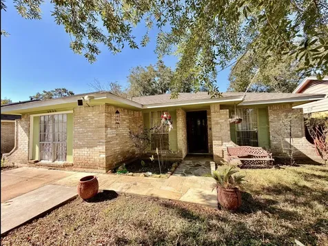 6406 Tall Willow Drive Houston TX 77088