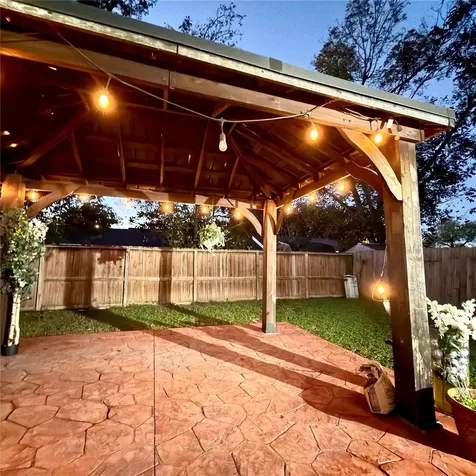 6406 Tall Willow Drive Houston TX 77088