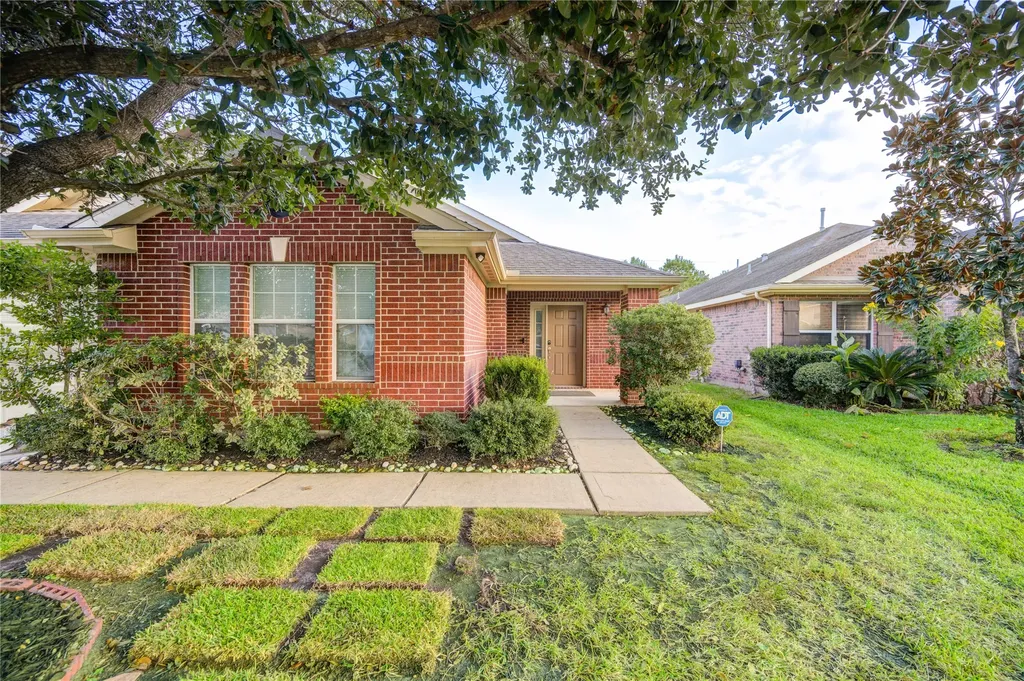 16211 Peach Bluff Lane Cypress TX 77429