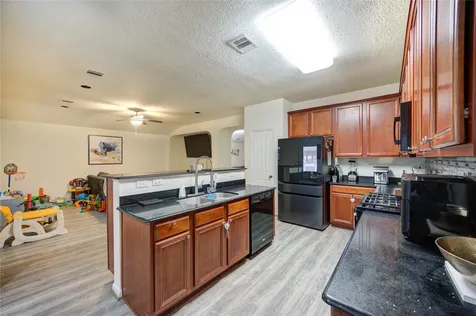 16211 Peach Bluff Lane Cypress TX 77429