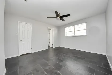 2004 Manor Street Dayton TX 77535