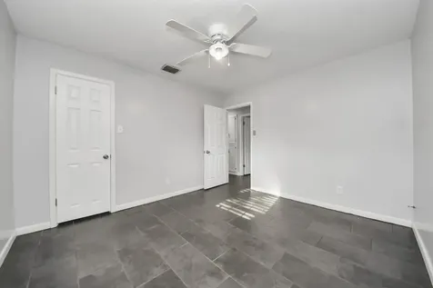 2004 Manor Street Dayton TX 77535
