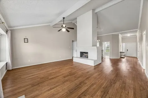 10131 Golden Sunshine Drive Houston TX 77064