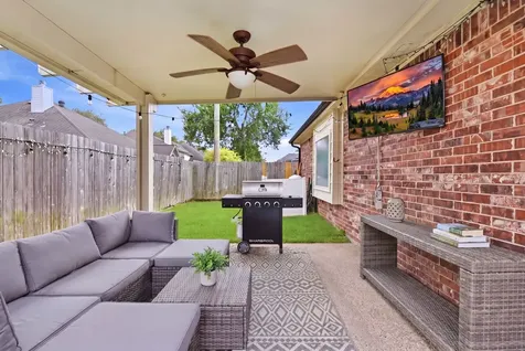 2105 Mossy Trail Drive Katy TX 77450