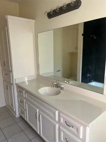 8393 Bermuda Street Industry TX 78944
