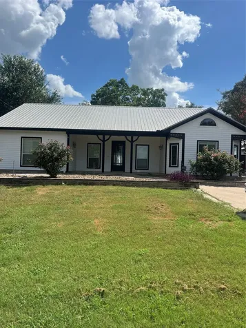 8393 Bermuda Street Industry TX 78944