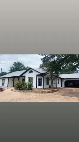 8393 Bermuda Street Industry TX 78944