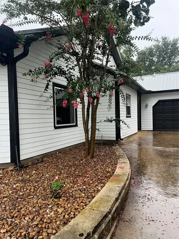 8393 Bermuda Street Industry TX 78944