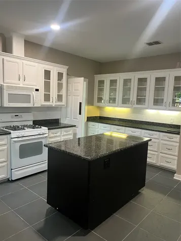 8393 Bermuda Street Industry TX 78944