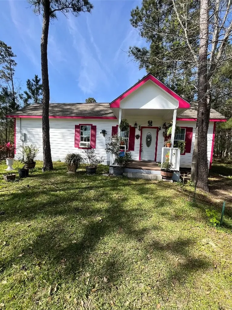 1135 County Road 3479a Cleveland TX 77327