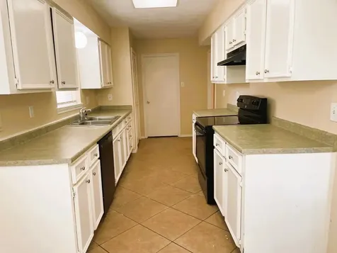5615 Lynngate Drive Spring TX 77373