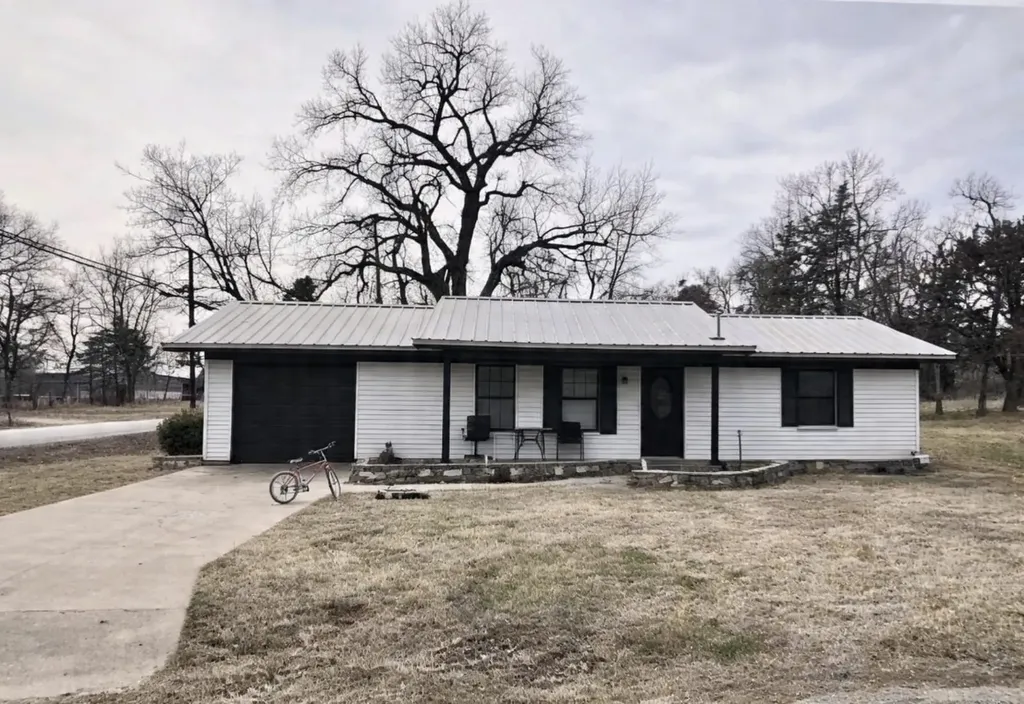 303 Ike Street Fairfield TX 75840