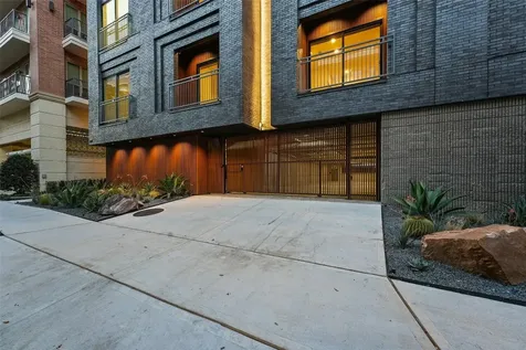 170 Malone Street 3107 Houston TX 77007