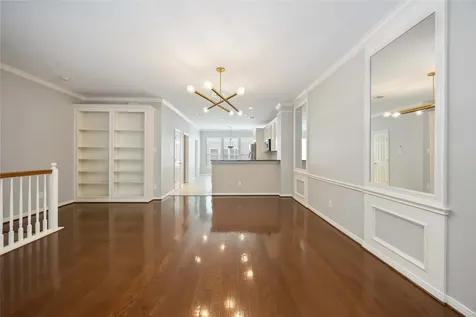 2909 W Dallas Street Houston TX 77019