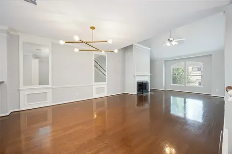 2909 W Dallas Street Houston TX 77019
