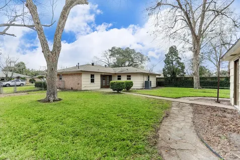 12318 Atwell Drive Houston TX 77035