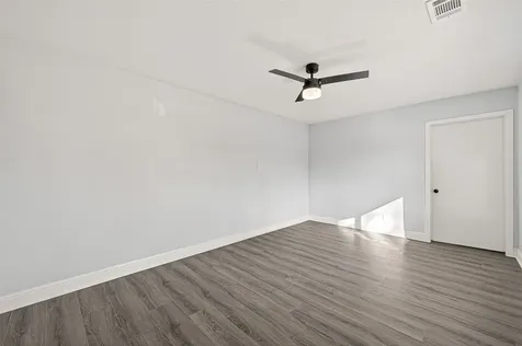 4729 Paradise Lane Houston TX 77048