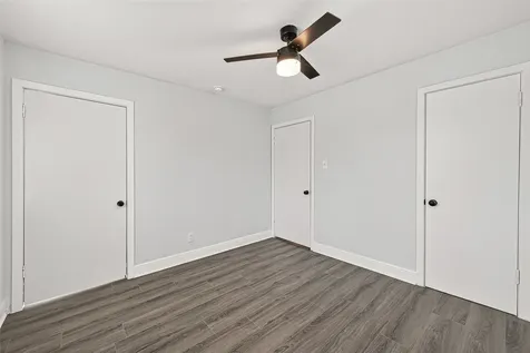4729 Paradise Lane Houston TX 77048