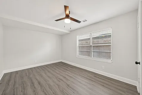 4729 Paradise Lane Houston TX 77048