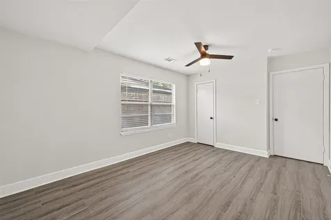 4729 Paradise Lane Houston TX 77048