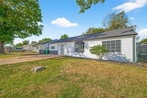 4729 Paradise Lane Houston TX 77048