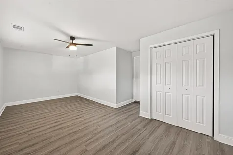 4729 Paradise Lane Houston TX 77048