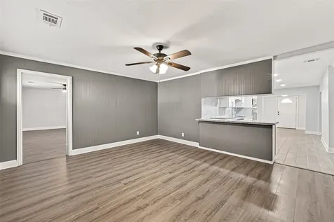 4729 Paradise Lane Houston TX 77048