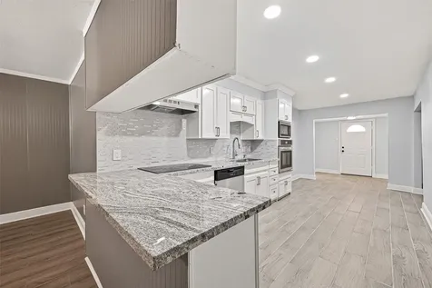 4729 Paradise Lane Houston TX 77048